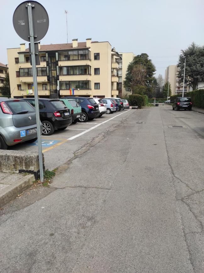 Bilocale Padova Zona Strategica Lejlighed Eksteriør billede